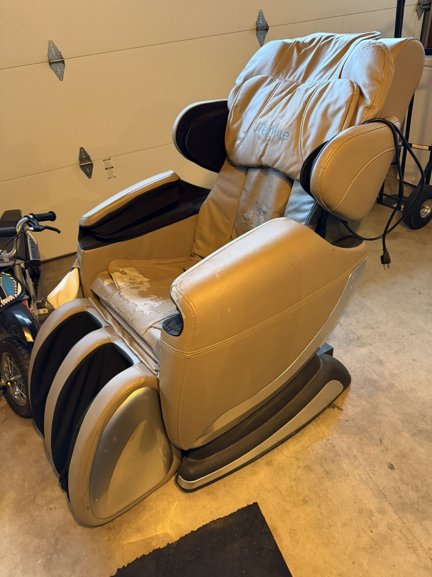 Free Massage Chair