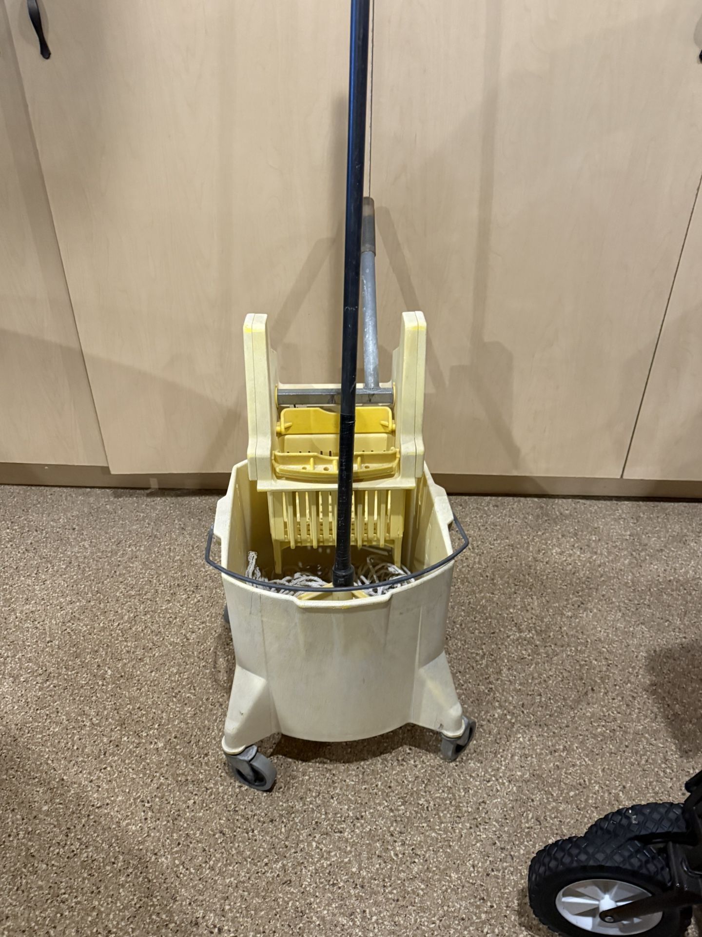 Commercial Mopping Bucket