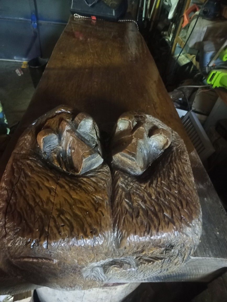 Beautiful Giant Wooden Bear Table