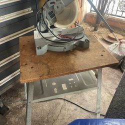 DELTA MITER SAW 
