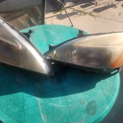 Honda Accord 2006 Headlights Used Right/Left