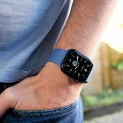 APPLE WATCH SERIES 5 40MM UNLOCKED 