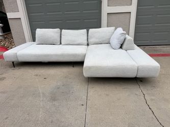 Article Divan Sectional - Mist Gray