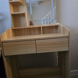 Child's/Teenager Light Up Vanity 