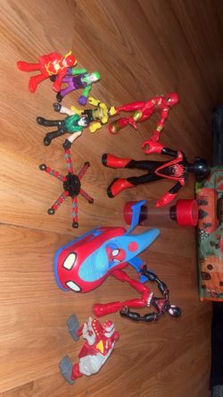 Spider man toy bundle