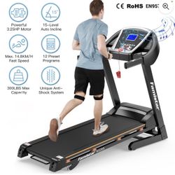 Treadmill USB port Incline 