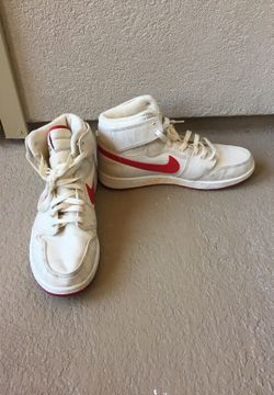 Brand: Nike Air Jordan 1 Color : Off White Size: 11
