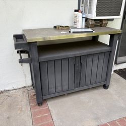 Outdoor Grill Table