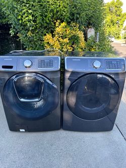 Samsung Washer and Dryer Electric Set