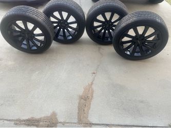 Koko 20in staggered wheels