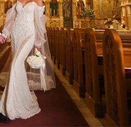 Galia Lahav - Elegant White Lace Off-Shoulder Dress
