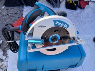 Sierra Sircular Makita de Luz de 7 un curto