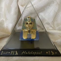 Vintage Collection Of Hatshepsut 