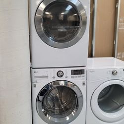 LG Front Loading Washer And Stackable ELECTRIC 220VOLT Dryer Set 