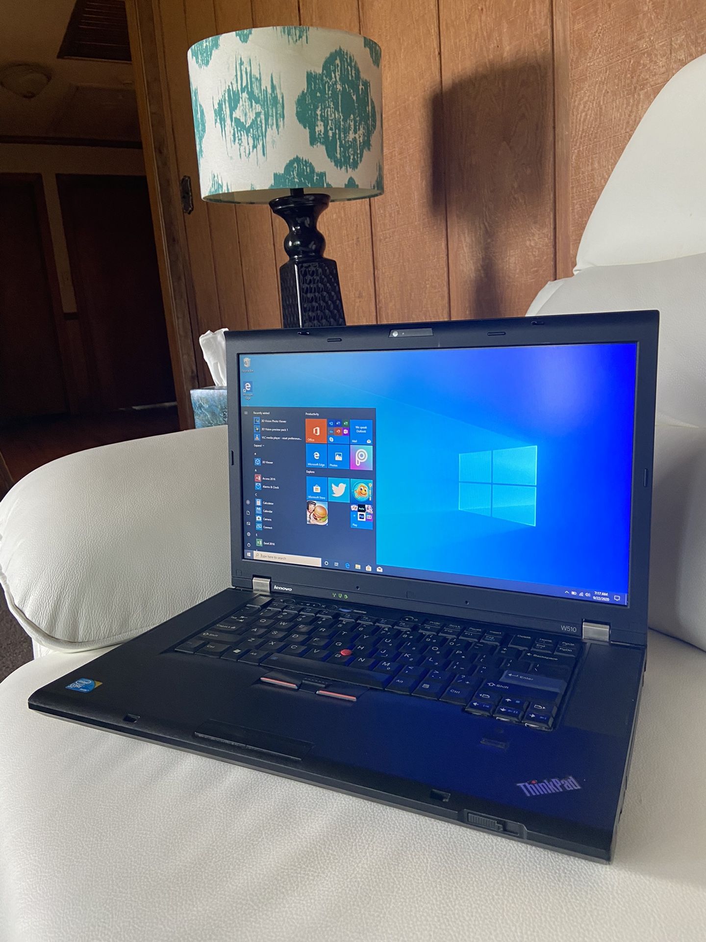 Lenovo Laptop i7 Core Windows 10 Microsoft Office 2016