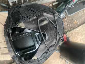 Military tactical helmet