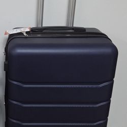 New! 26.38"x17.32"x10.83" Inches
(67x44x27.5 Cm) Dark Blue Hardshell
$25
Luggage, Travel Bags w TSA Lock & 4 Double
Spinner Wheels, Medium Checked Bag
