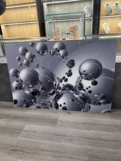 Cuadro de bolas grises 40” x 60” inches