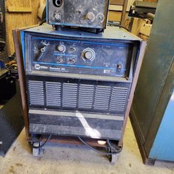 Miller Dimension 302 MiG Welder 