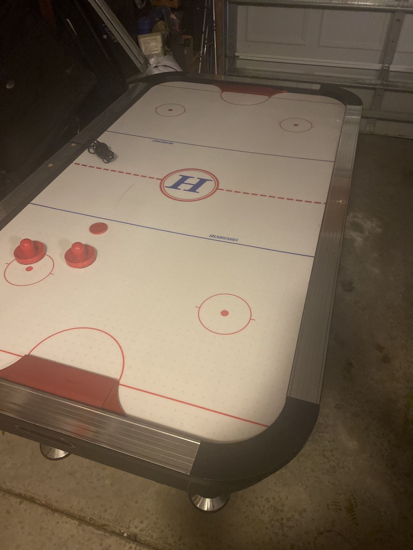 Air Hockey Table