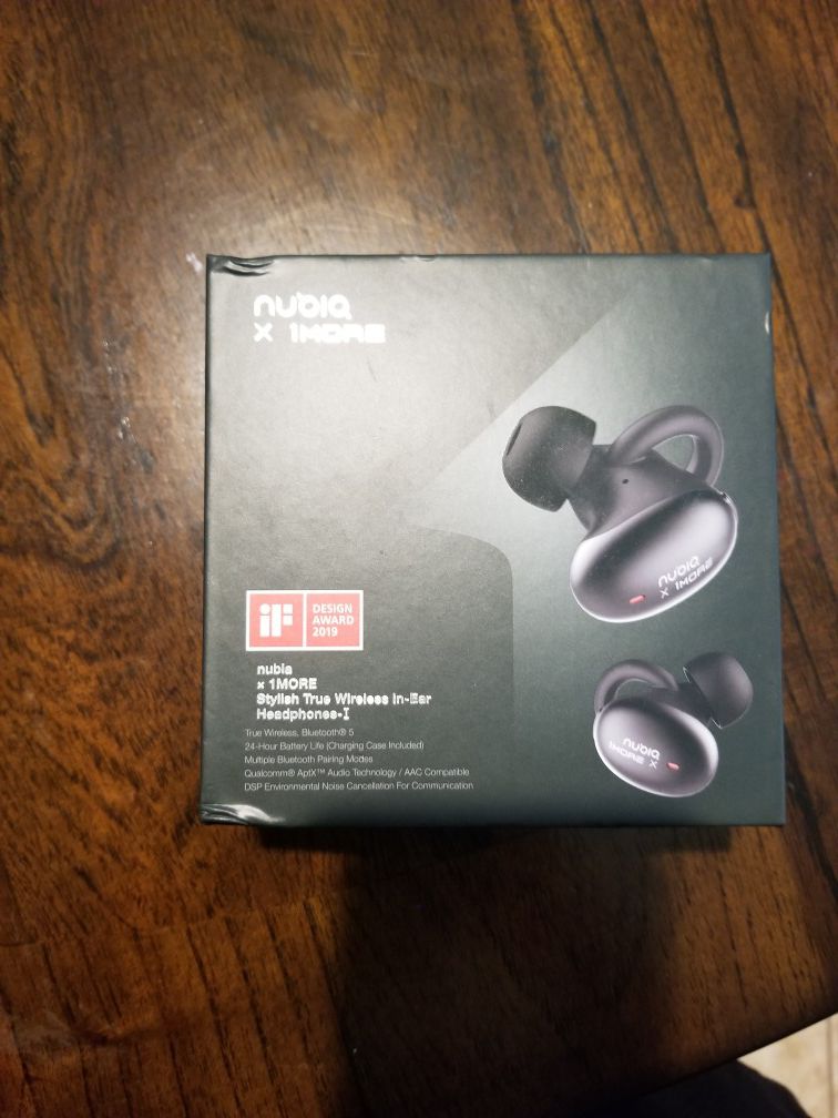 1More Wireless earbuds