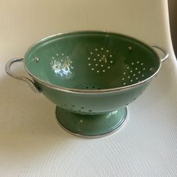 Colander Metal & Green Enamel