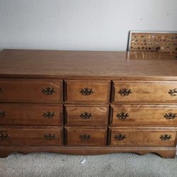 9 Drawer Solid Wood Dresser 