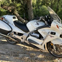 2009 HONDA MOTORCYCLE