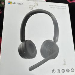 Microsoft Modern Wireless Bluetooth Headset 