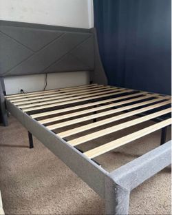 Queen Bed Frame w/Charging Port