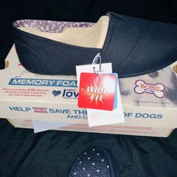 WOMEN’S SHOES SIZE 9.5