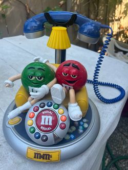 M&M phone