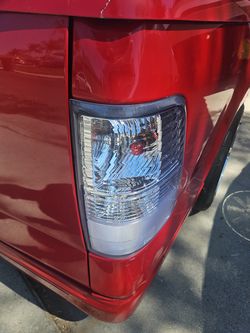 Back tail lights for Ford f150 2004 to 2008