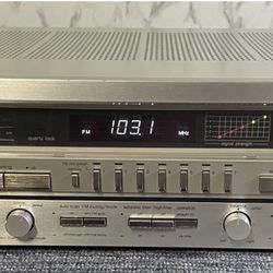 Vintage Technics SA-626 Stereo Receiver 