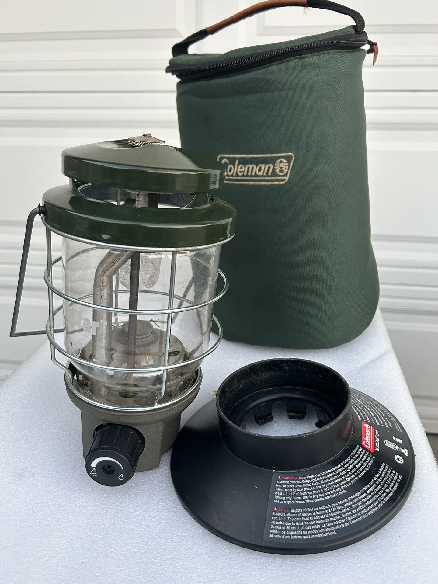 Coleman NorthStar 2500 Propane Lantern with soft case Made In USA