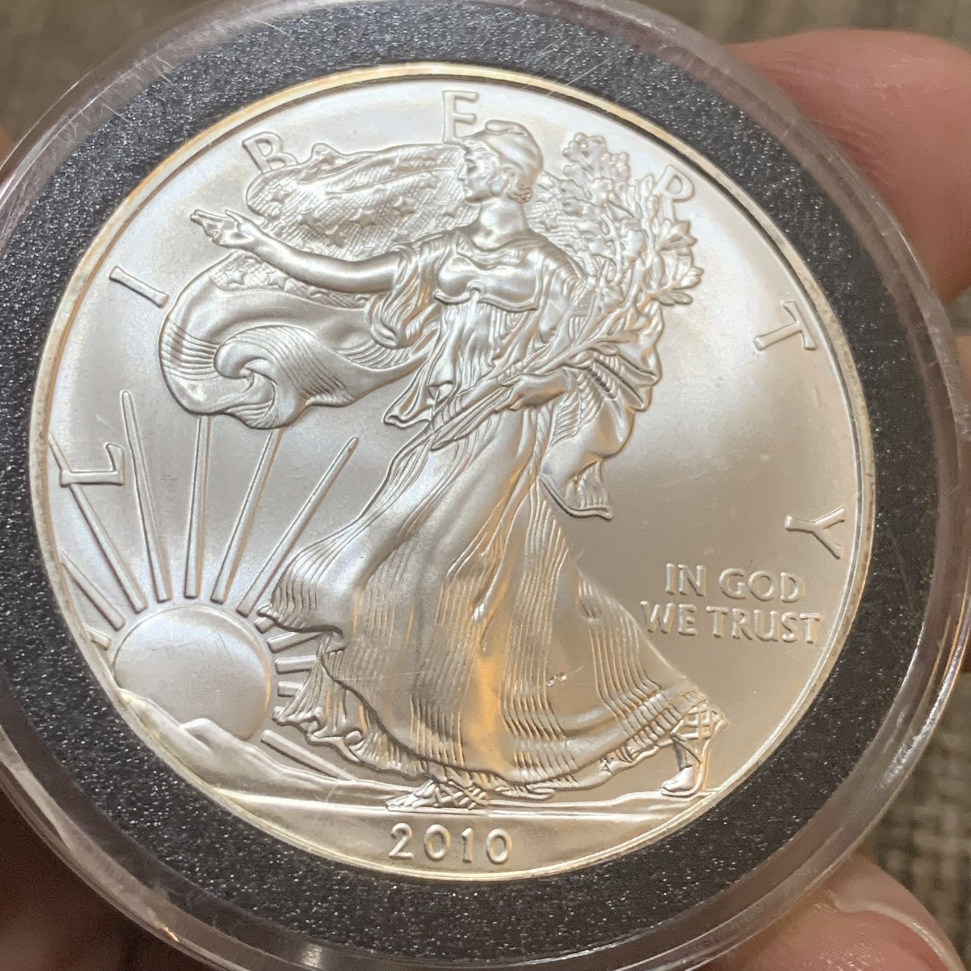 2010 American Eagle 1 Oz 999 Fine Silver BU In Capsule