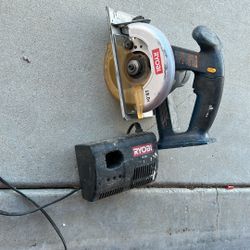 Ryobi Saw
