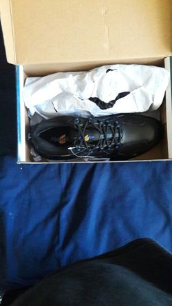 New steel toe work shoes