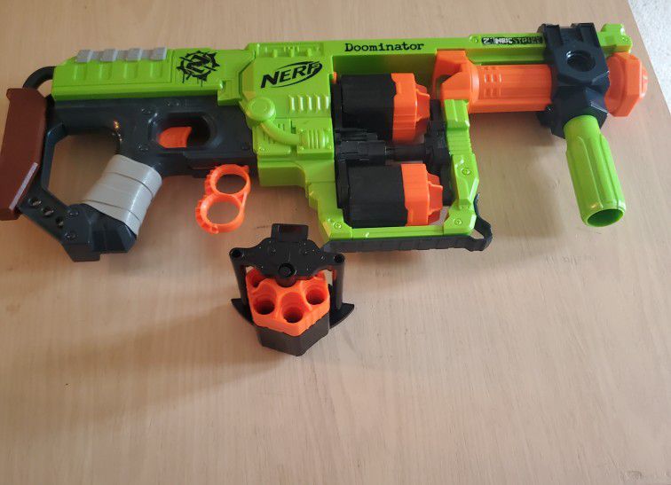 Nerf Gun Doominator