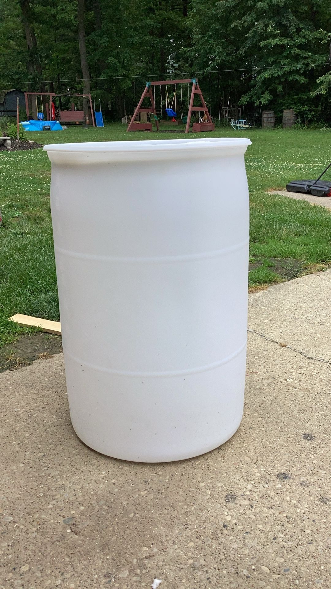 50 Gallon Polypropylene Heavy Duty Plastic Barrel