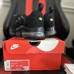 All Black Women’s Vapormax 