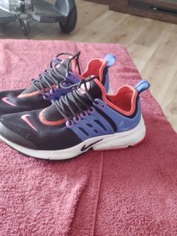 Size 6 1/2 women's shoes