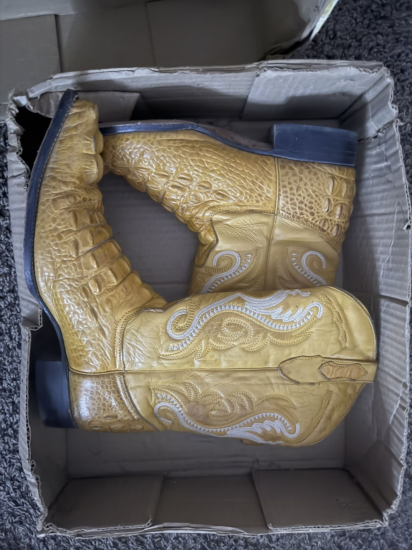 EL ARRIERO BOOTS 90$ (I Take Offers)