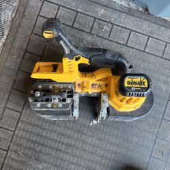 Dewalt bandsaw 