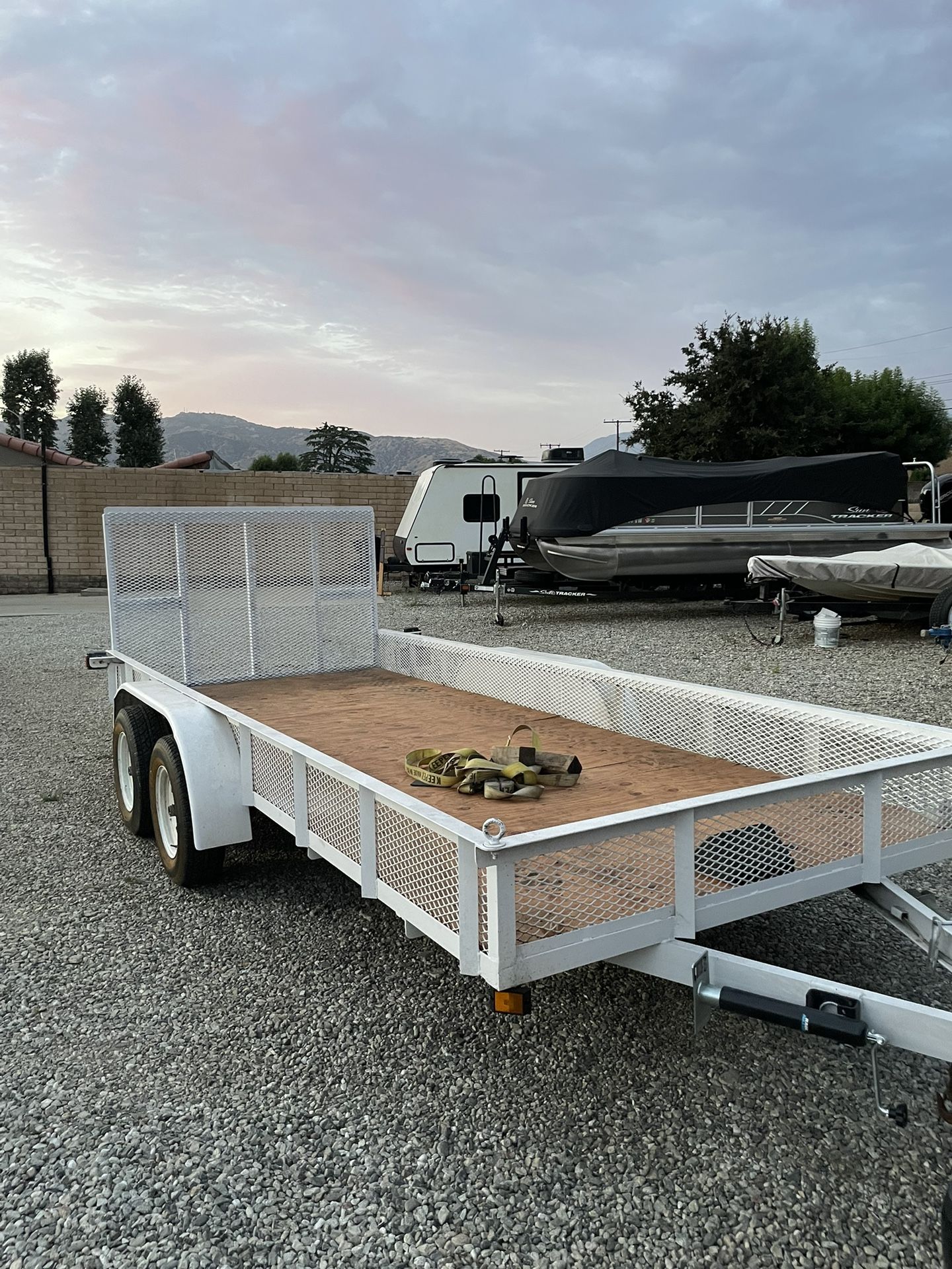 Flatbed Trailer 16’ X 8’ for Sale in San Dimas, CA - OfferUp
