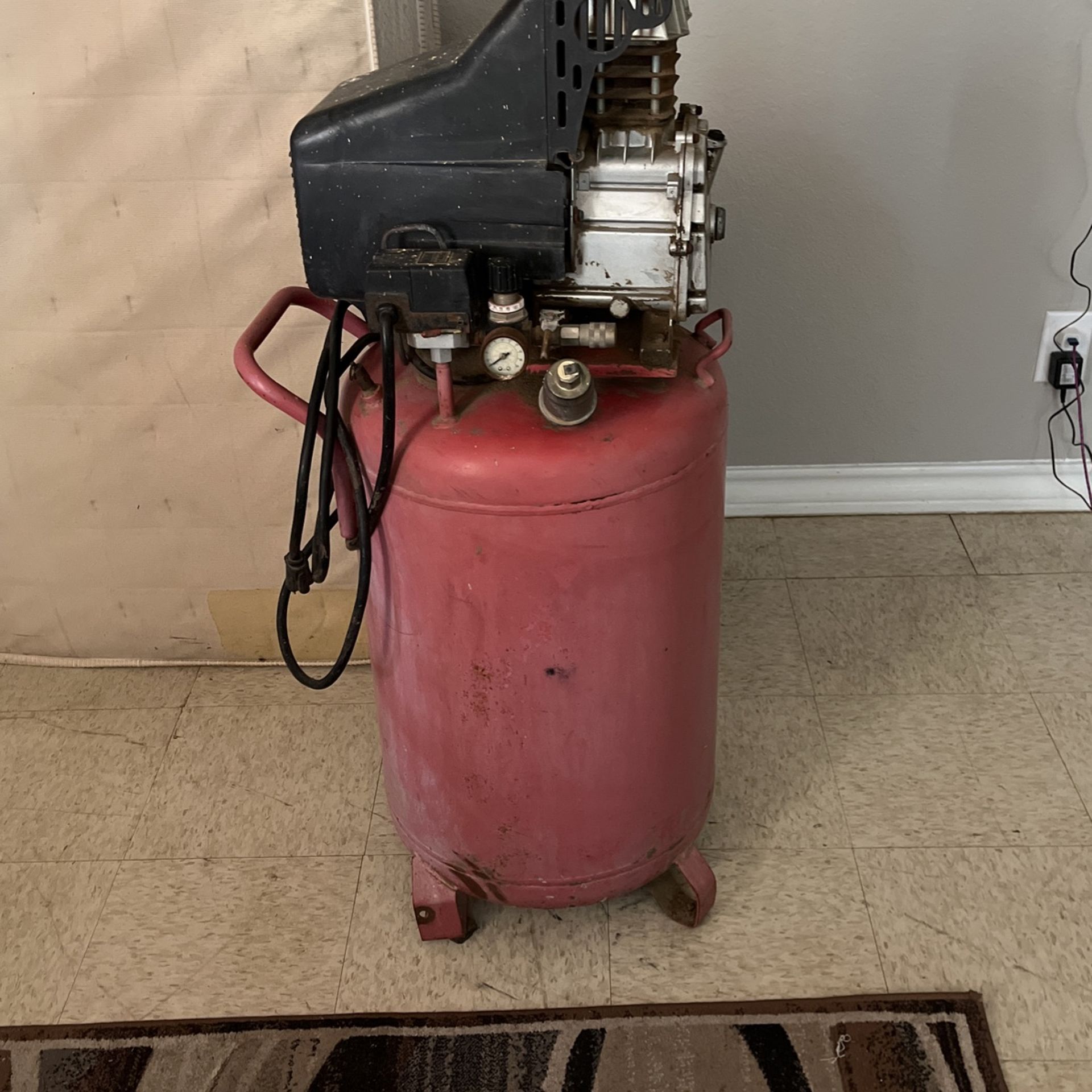 Air Compressor 30 Gallon