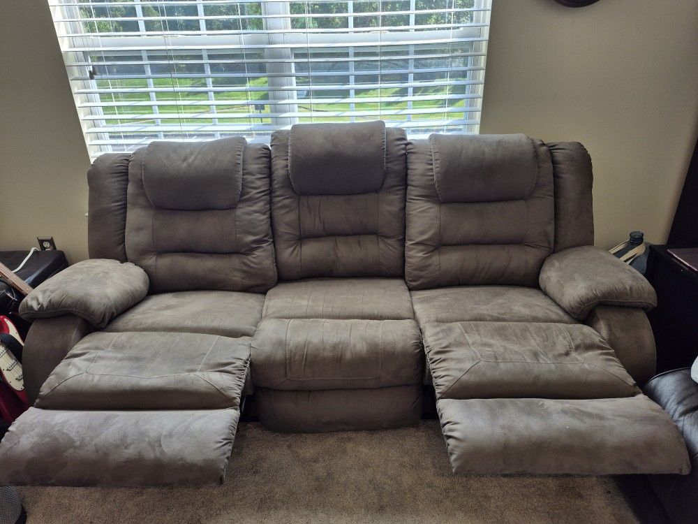 Sofa/Couch With Reclining Ends