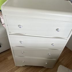 Cream 4-Drawer Dresser with Floral Knobs