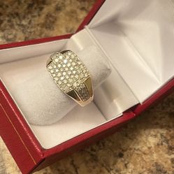10k Diamond Ring 