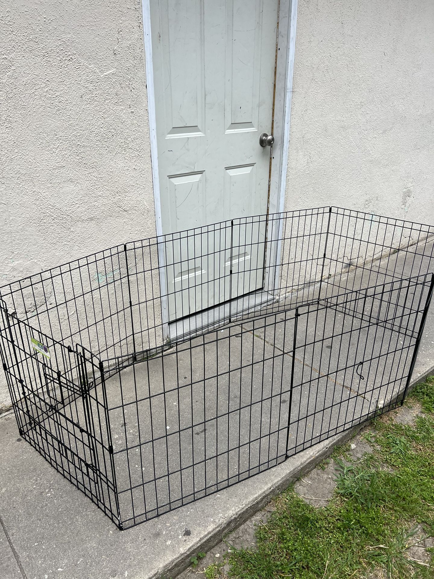 EXERCISE PEN FOR DOG 